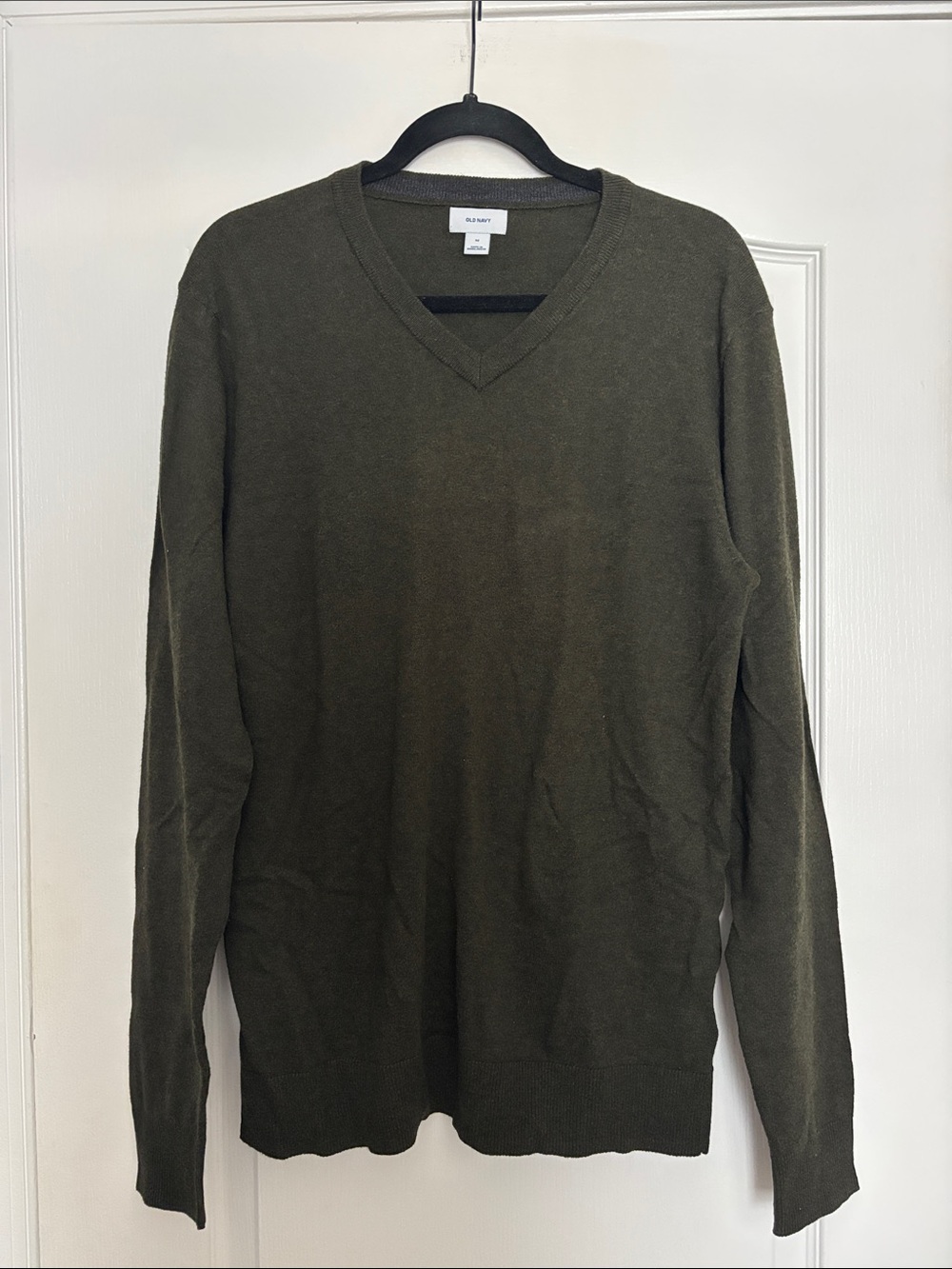 Banana Republic Men's V-Neck Sweater in Olive